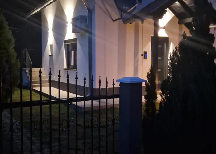 Apartments Martin Brod Martin Brod