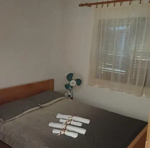 Apartments Martin Brod Martin Brod